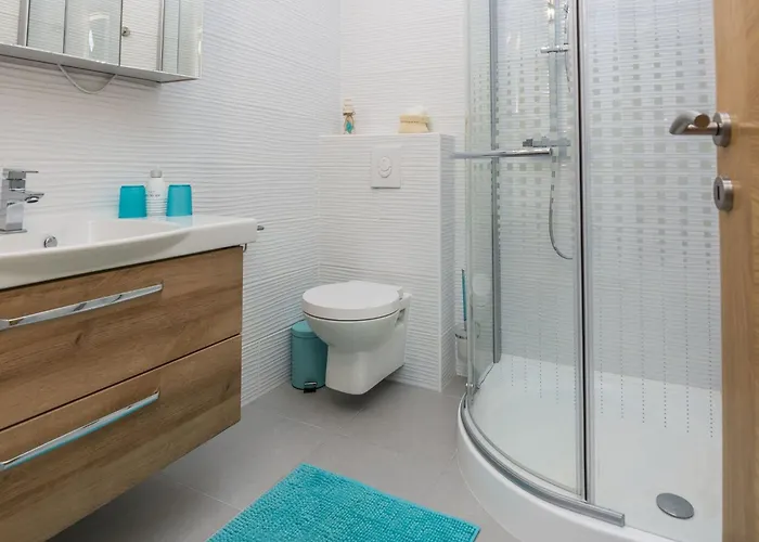 Kosic 3 By Interhome Vir