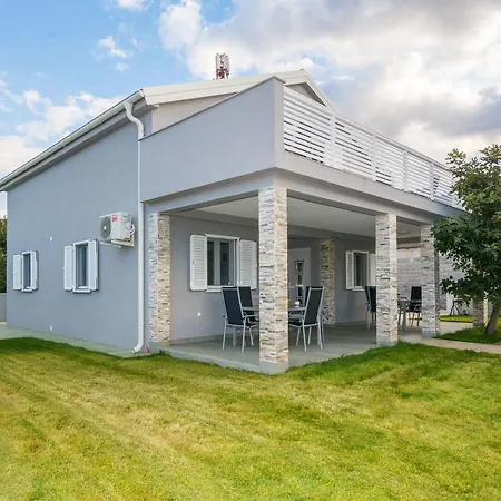 Kosic 3 By Interhome Apartman